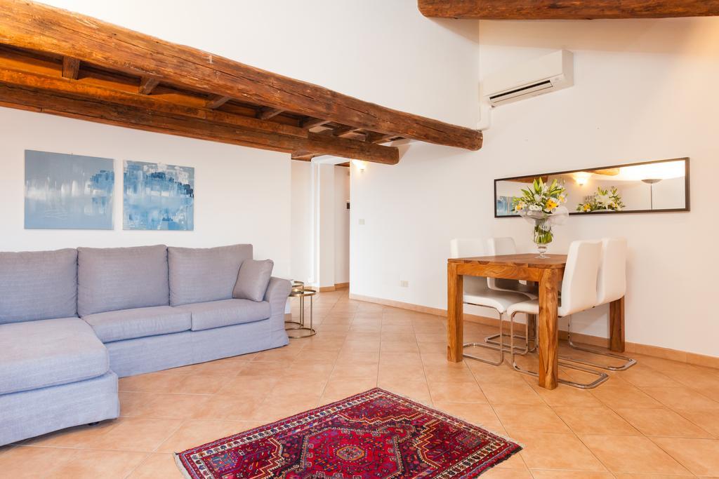Maisonette Farnese Сasa de vacaciones *